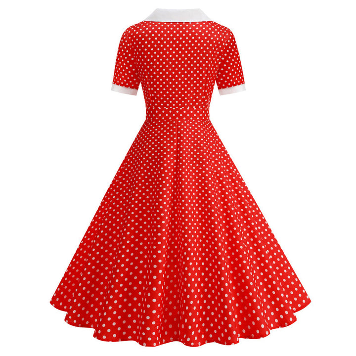 Dame Vintage Polka-Dot Kjole med knapdetaljer og svajende skørt Skovae