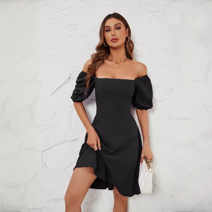 Dame Off-Shoulder Kjole med voluminøse ærmer og svajende nederdel Stilla