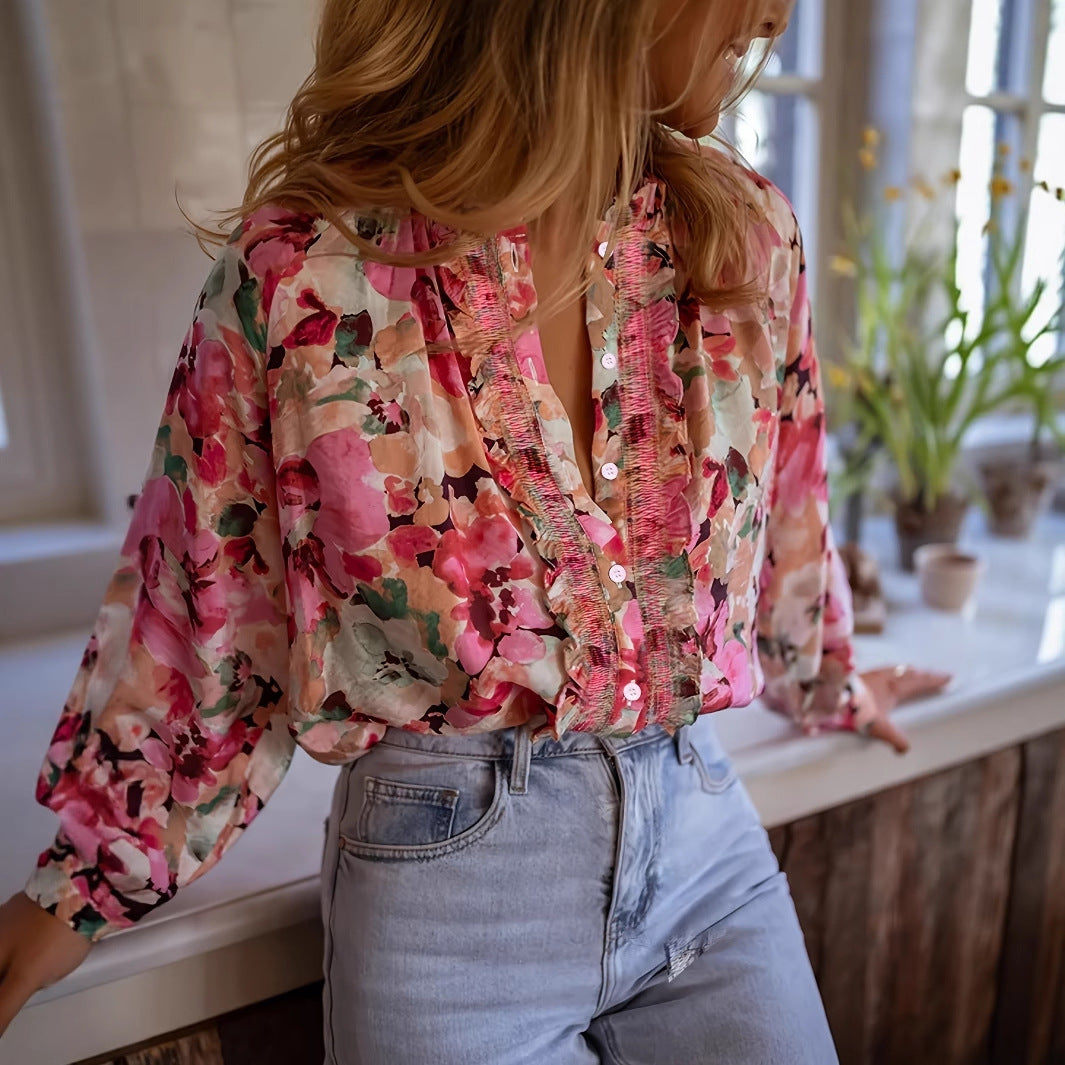 Dame Floral Print Button-Up Bluse med Rüschendetails Stilla