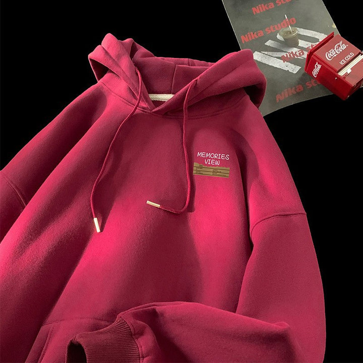 Kvinders hoodie med moderne branding og komfortabel pasform Skovae