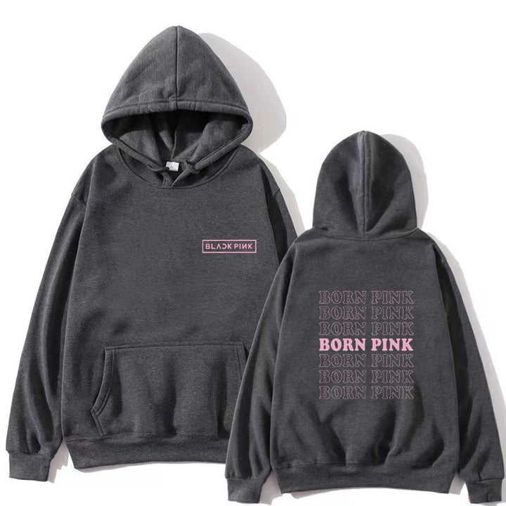 Kvinders hoodie med slående grafisk design Skovae