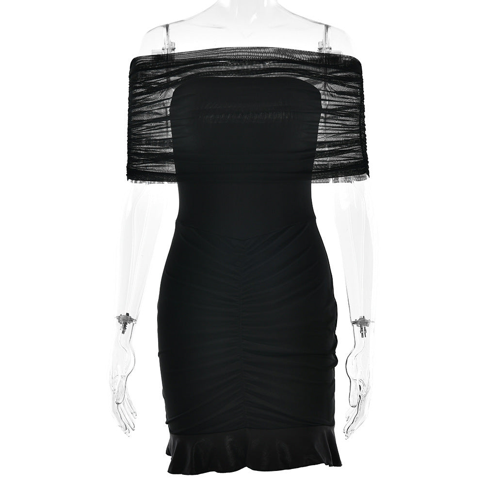 Dame Off-Shoulder Minikjole med Rynker og Flæsekant Stilla