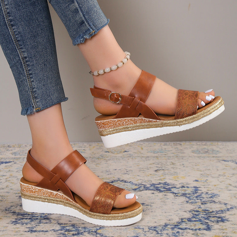 Dame Wedge-sandaler med justerbart remdesign og skridsikre såler Stilla