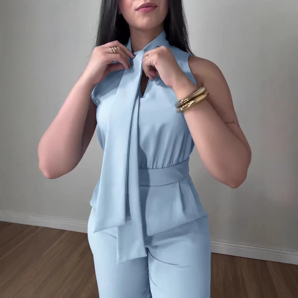 Dame elegant jumpsuit med flydende snit og bindbart krave Skovae