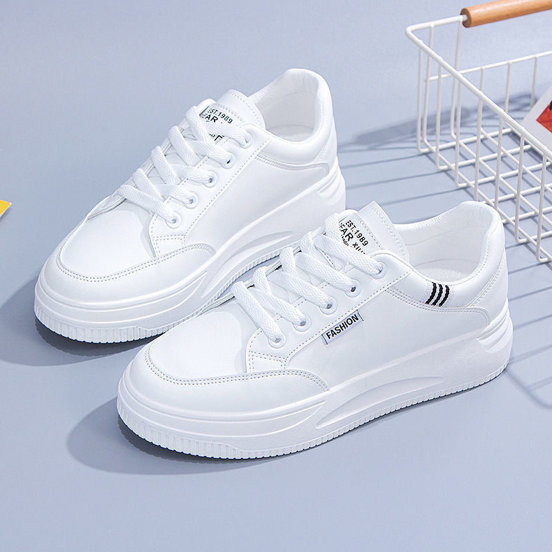 Dame mode Sneakers med åndbart overmateriale og skridsikker sål Stilla