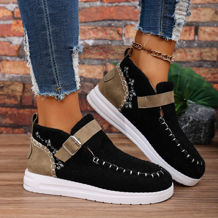 Dame sporty og hyggelige sneakers i moderne uldmix Stilla
