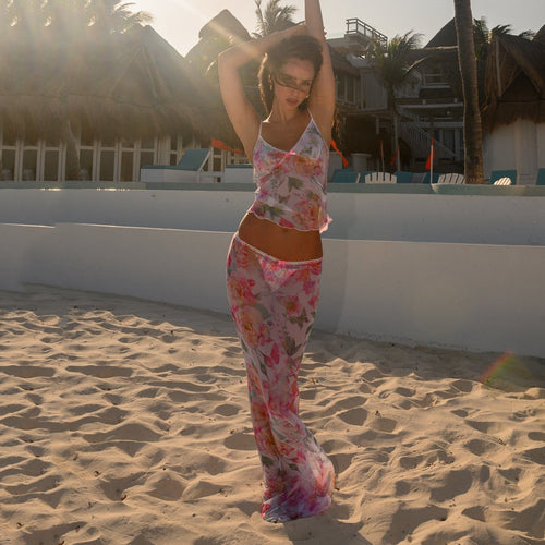 Dame sommerkjole med blomster cut-out-design og chiffon overdel Stilla