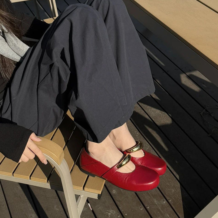 Dame elegante flade Mary Jane sko med dekorativ metalaccent Stilla