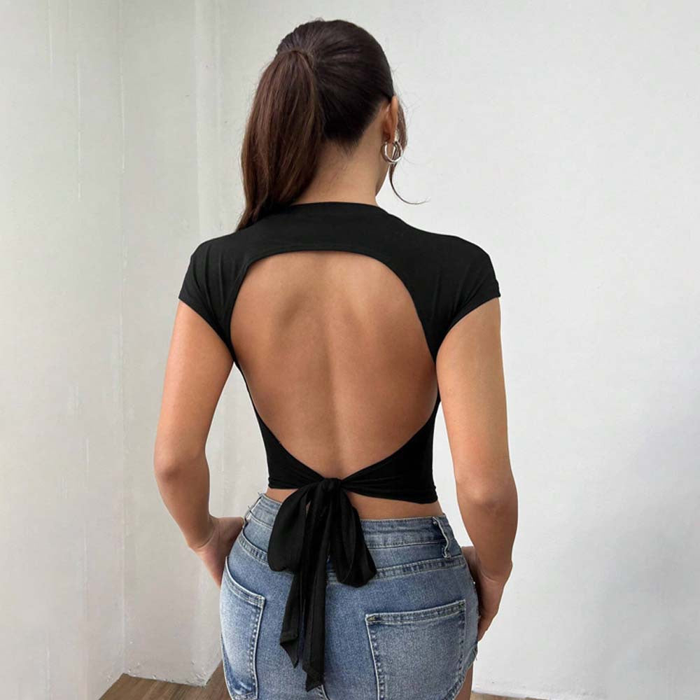 Dame fitted crop top med æstetisk cut-out ærmer Stilla