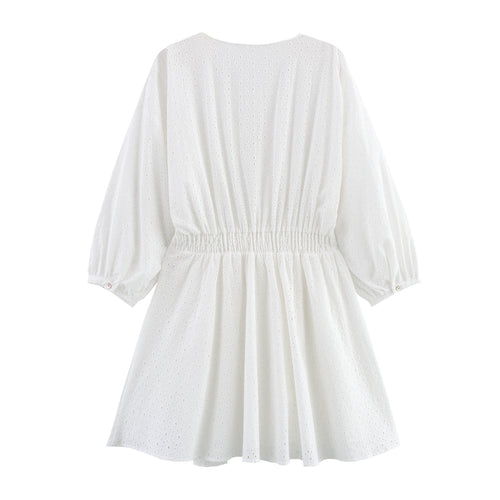 Femme Eyelet Button-Up Kjole med voluminøse ærmer Stilla
