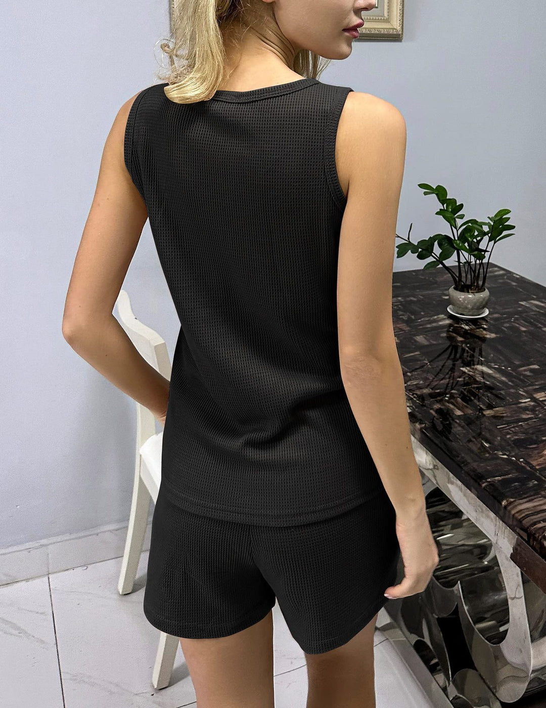 Dame Sporty Tanktop med shorts i åndbart materiale Stiila