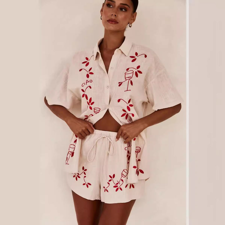 Kvinders Luftig Kortærmet Skjorte og Shorts Sæt med Blomsterbroderi Design Skovae