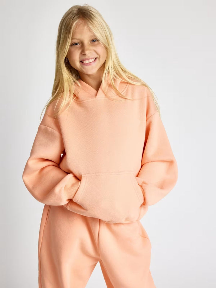 Dame afslappet hoodie med blødt indvendigt foder og praktiske lommer Stilla