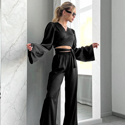 Dame elegant cropped-top med bred ærme og elastisk bund Stilla
