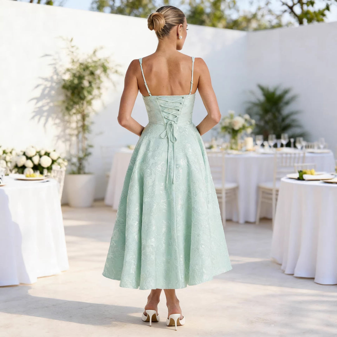 Dame midi kjoler med blomster jacquard og stilfuld bustier top Skovae