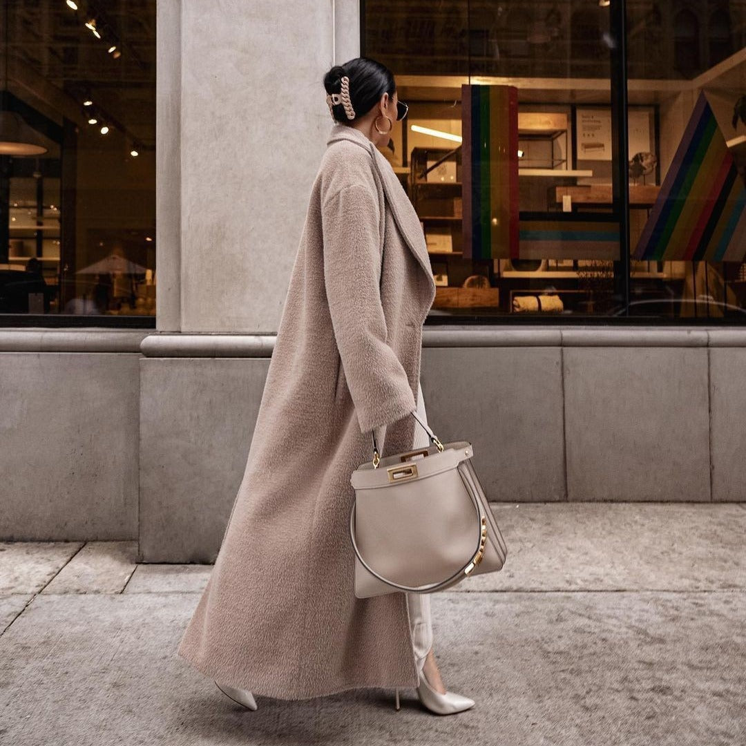 Dame Elegant uldfrakke med oversized snit og stort revers Stilla