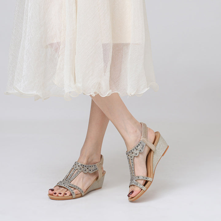 Dame Wedge-sandaler med glitrende rhinestone-elementer og elastisk remdesign Stilla