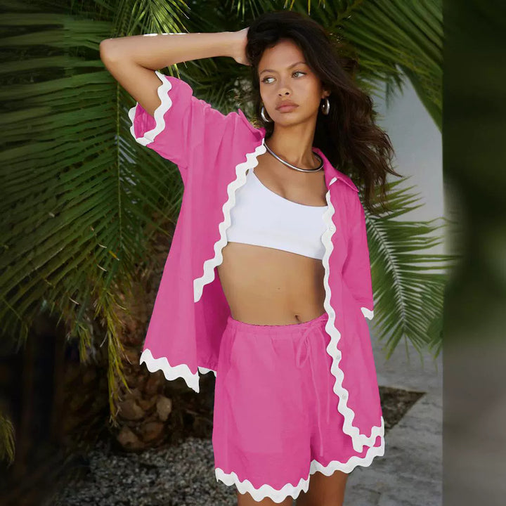Dame luftig strandoutfit med stilfuld bølgekant og elastisk bund Stilla