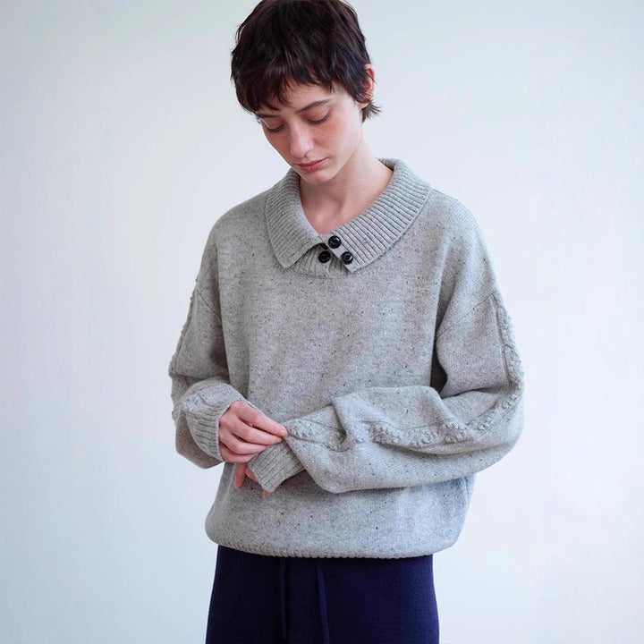 Kvinders fashionable turtleneck sweater med knapdetaljer Stilla