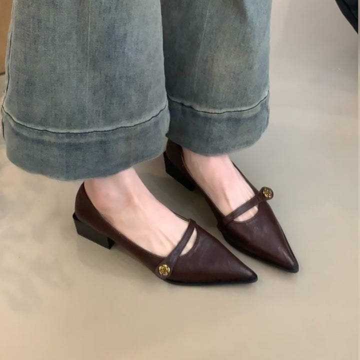 Dame Elegant Spids Tå Blokhæle Ballerinaer med Dekorativ Rem Stilla