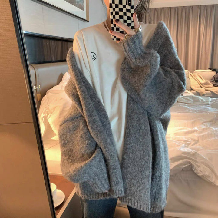 Kvinders oversized hyggelig sweater med dyb V-hals og lange ærmer Stilla