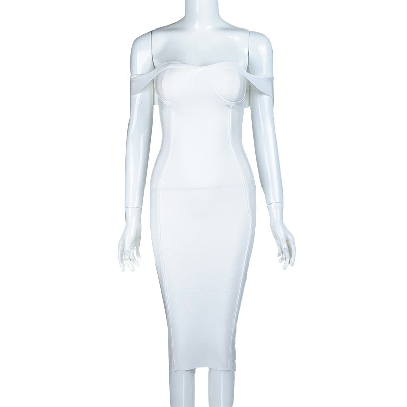 Dame Off-Shoulder Kjole med figursyet Silhuet og elegante Sømme Stilla