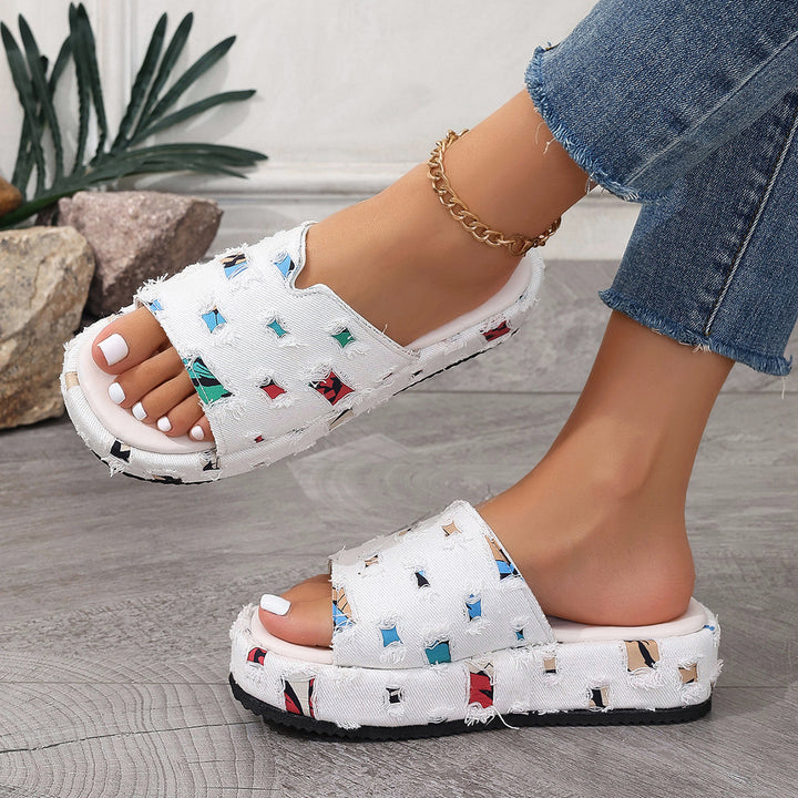 Dame slide-sandaler med fashionable udskæring og dekorativt vævningsmønster Stilla