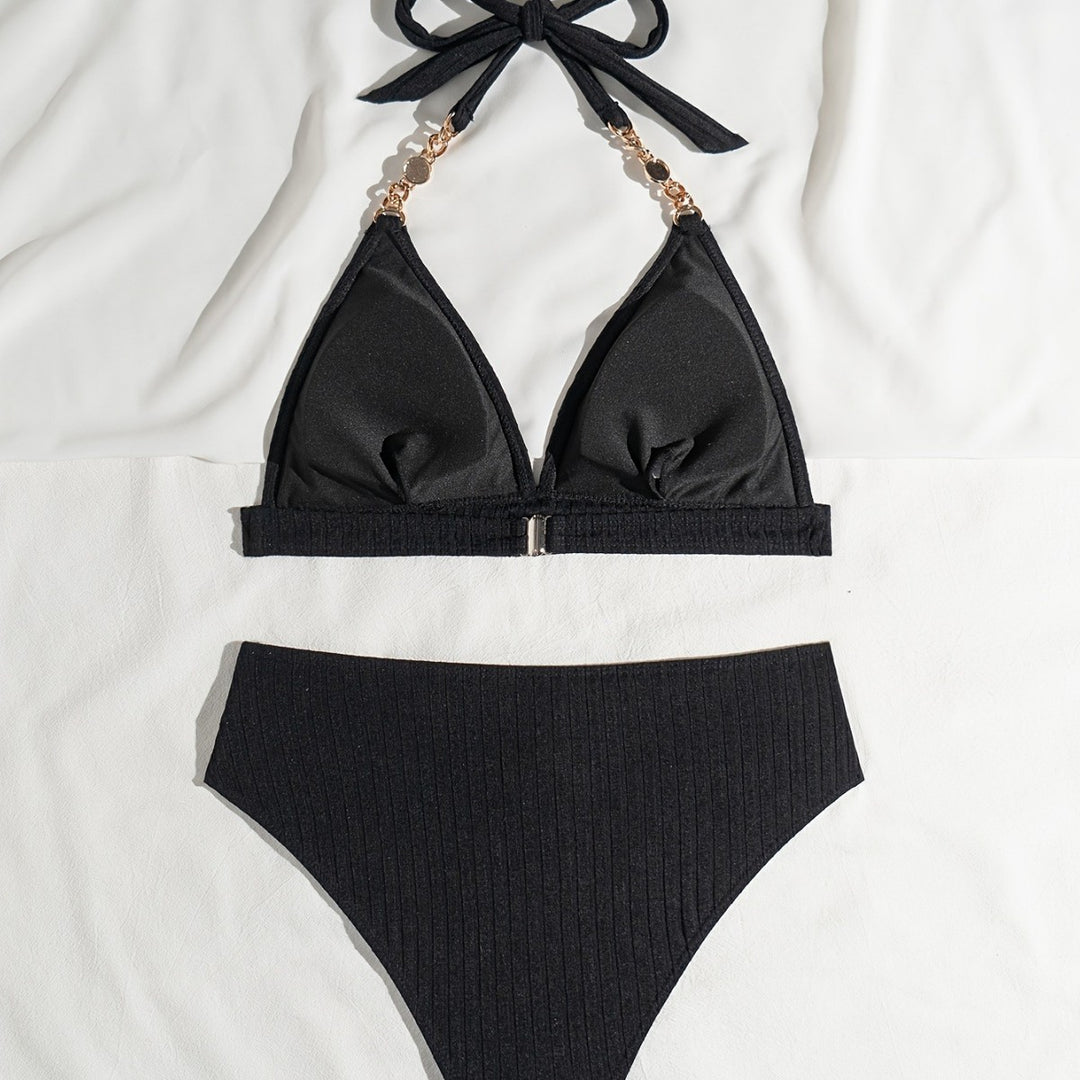 Dame trekant-bikini med elegant kæde-detalje og højtaljede trusser Stilla