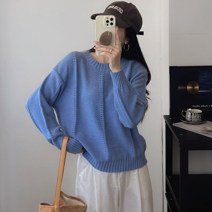 Kvinders chunky strikket sweater med en feminin silhuet og tekstureret design Stilla