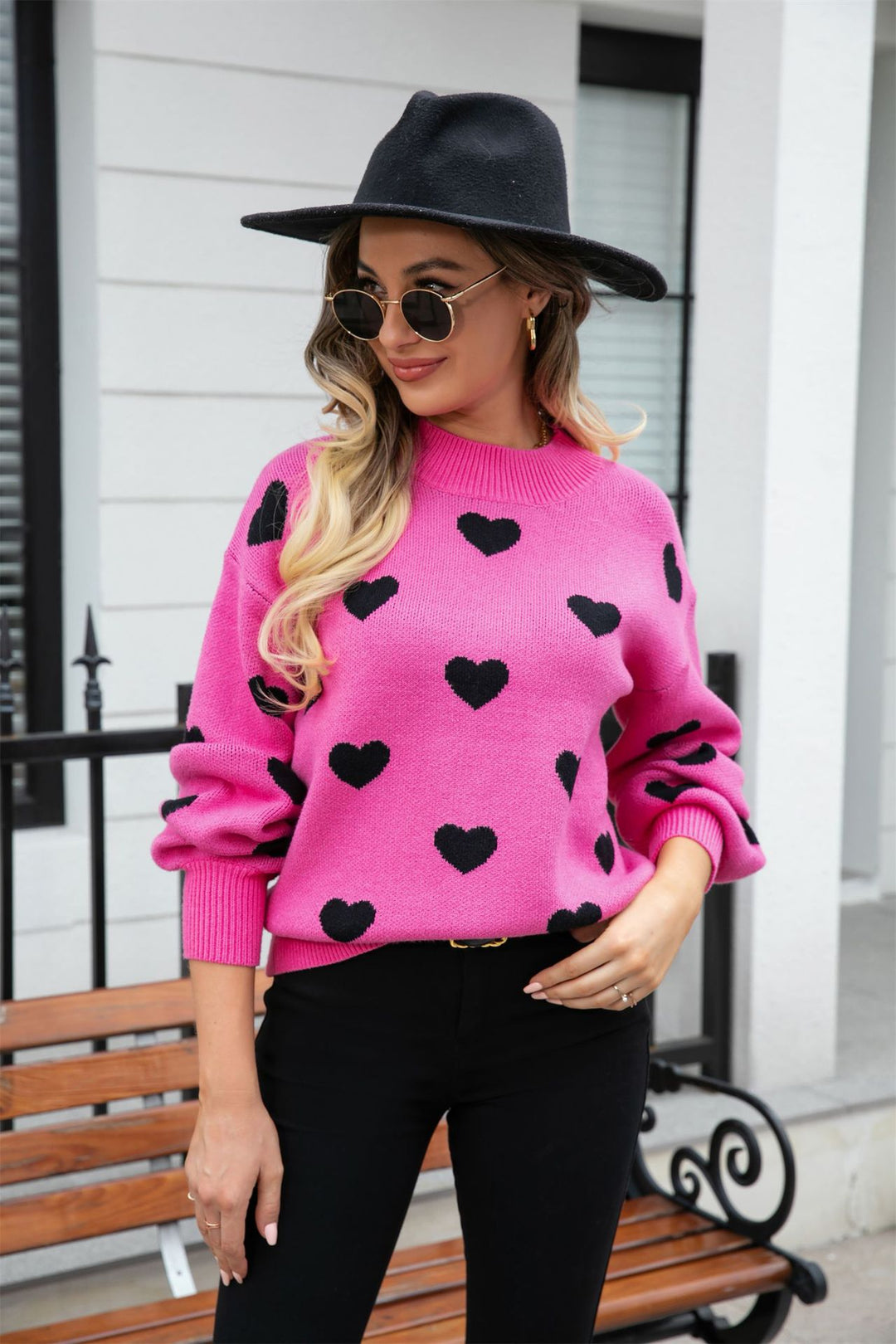 Kvinders afslappede sweater med hjerter og moderne snit Stilla