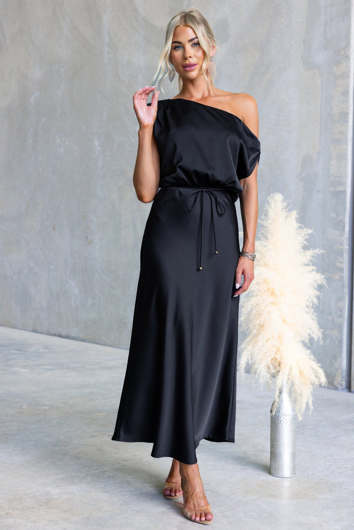 Ladies Maxi Kjole med Off-Shoulder Design og Elastisk Talje Skovae