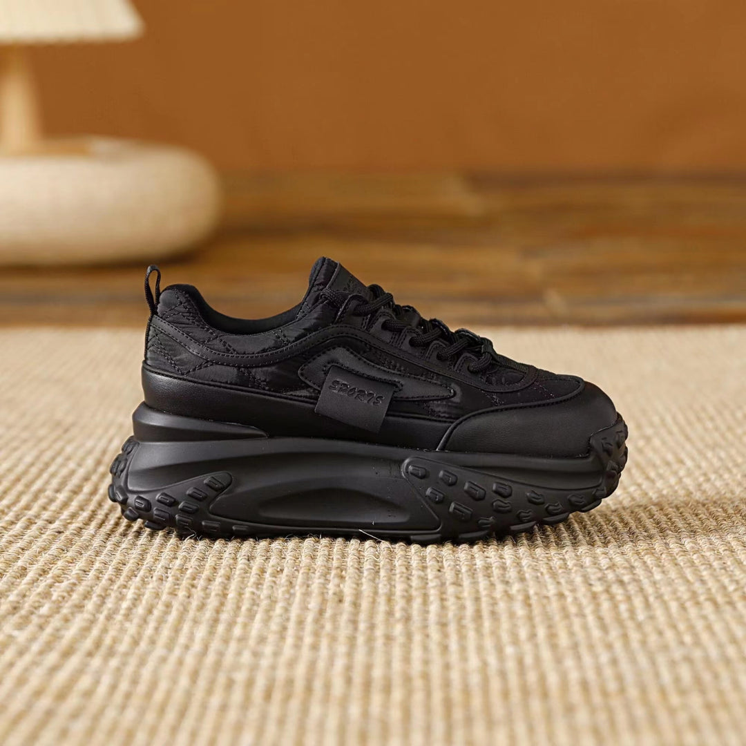 Dame Chunky Sneakers med dæmpende sål og åndbart overdækning Stilla