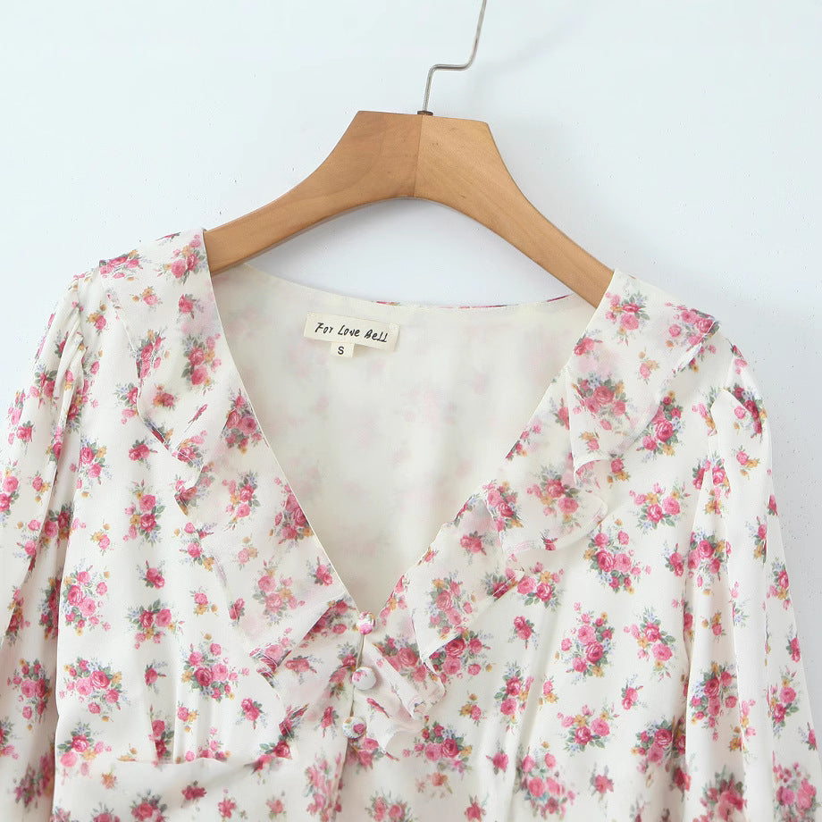 Femme Rüsch Blomster Mini Kjole med Knapdetaljer Stilla