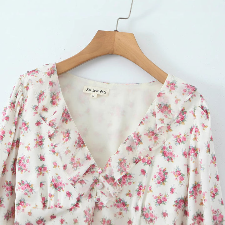 Femme Rüsch Blomster Mini Kjole med Knapdetaljer Stilla
