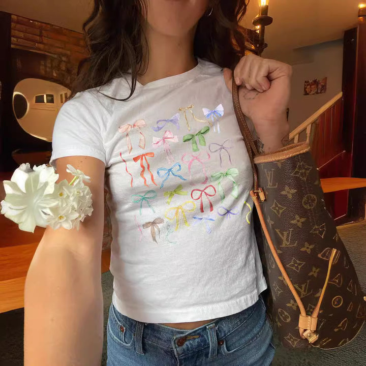 Dame T-shirt med fluffy sløjfe motiv Skovae