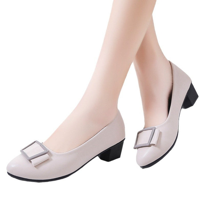 Dame elegante pumps med moderigtigt bånd-detail og behagelig blokhælhæl Stilla
