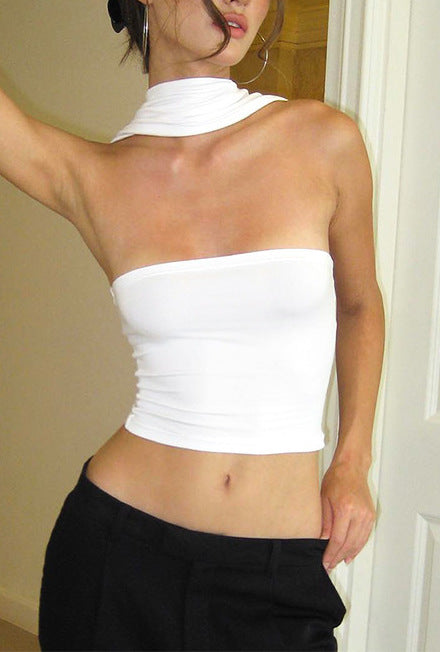 Dame crop top med flot indpakningskrave og figursyet snit Skovae