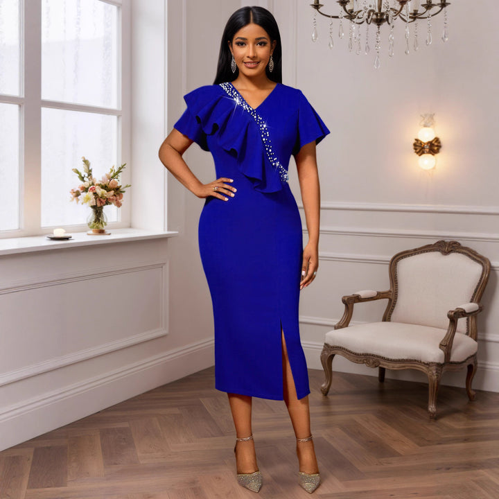 Dame elegant, figursyet kjole med flæsedetaljer og glitrende accent Skovae