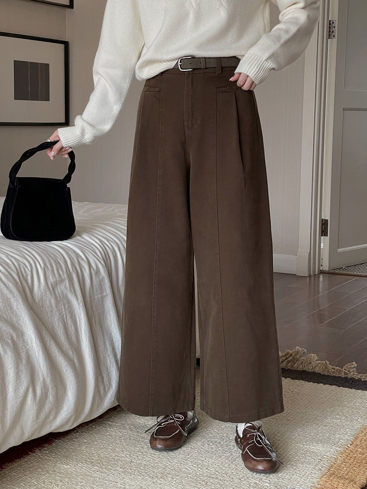 Dame bred High-Waist bukser med elegante folder og figursyet silhuet Stilla