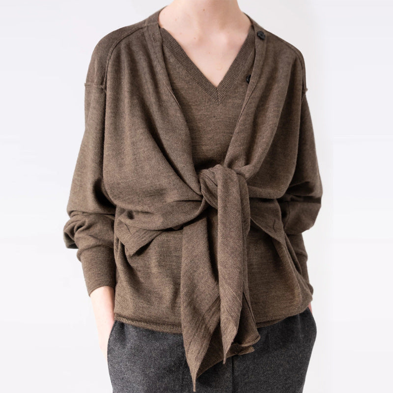 Kvinders afslappede strikket cardigan med asymmetrisk snit og knapdetaljer Stilla