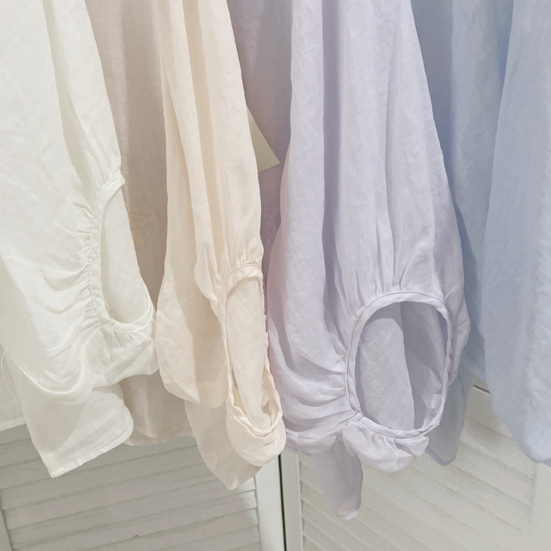 Dame Bestiklet Linned blouse med knapdetaljer Stilla