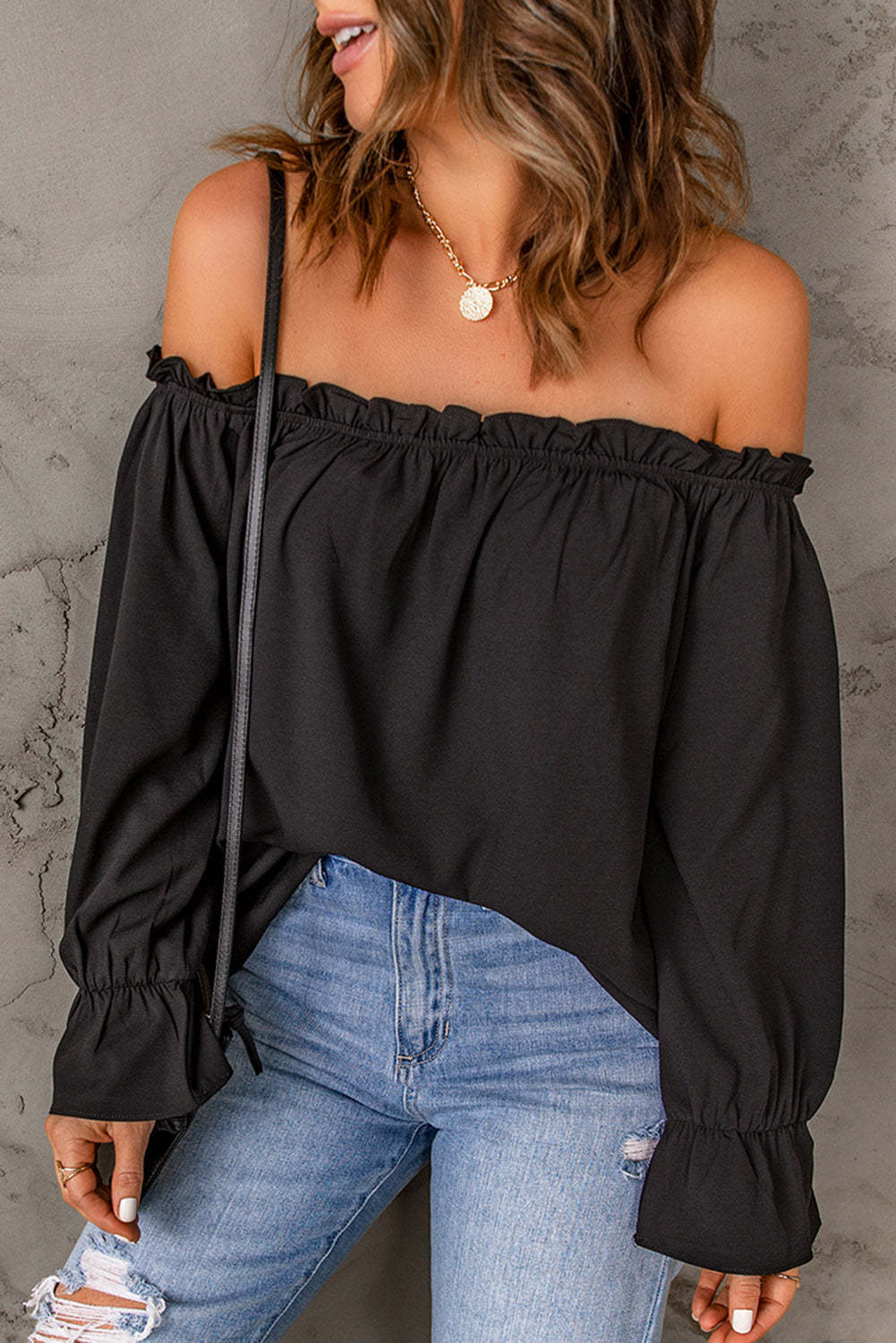 Dame elegant Off-Shoulder-bluse med flæsekant og luftige ærmer Stilla