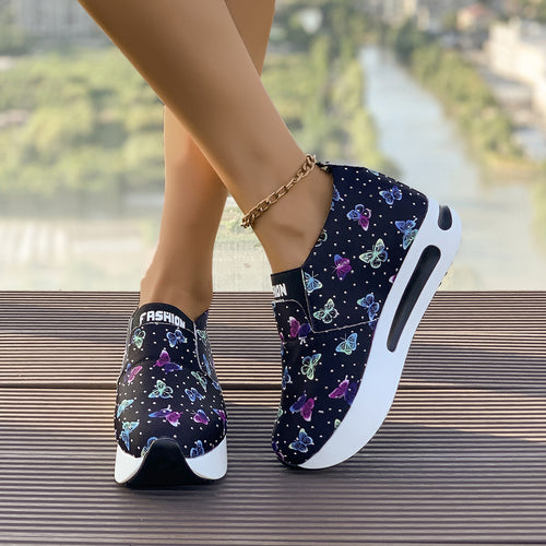 Dame slippers med farverigt sommerfugledesign og skridsikker sål Stilla