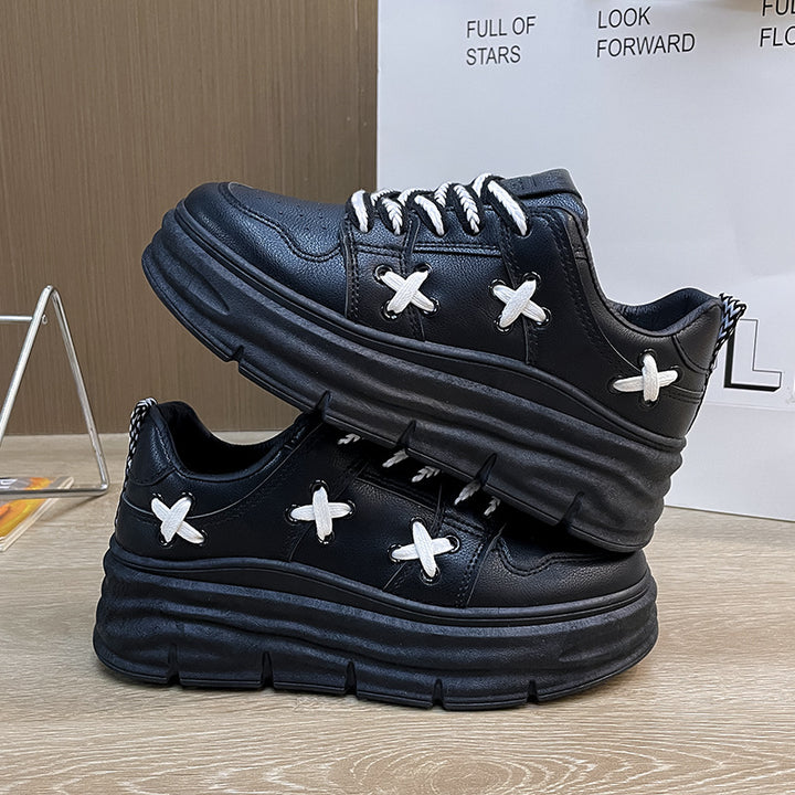 Dame Mode Sneakers med tykk plateau sål og unikt snøre design Stilla