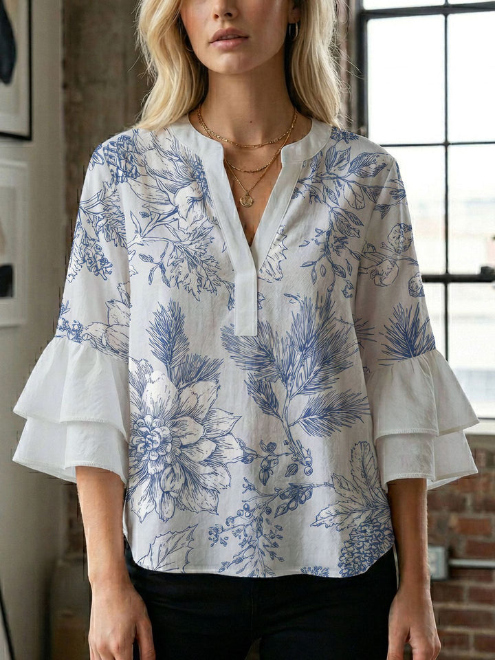 Damebluse med smukt blomstermotiv Skovae