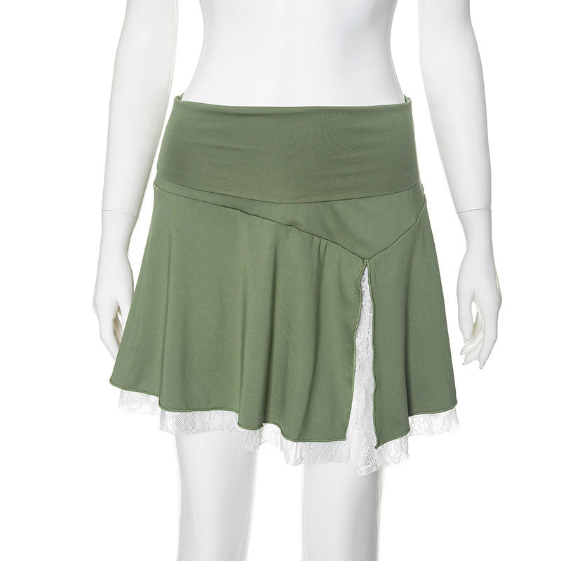 Dame.foldeskirt.med.spidsdetaljer.og.asymmetrisk.design.Skovae
