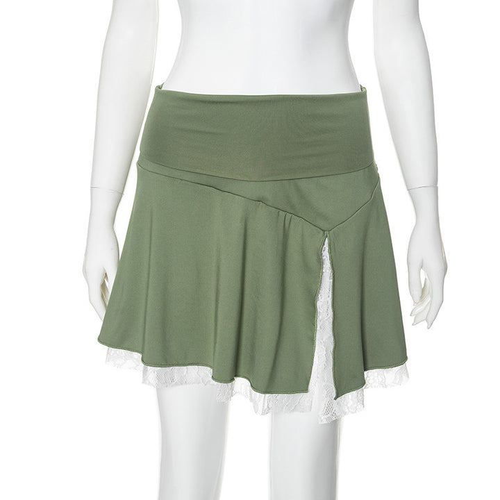 Dame.foldeskirt.med.spidsdetaljer.og.asymmetrisk.design.Skovae