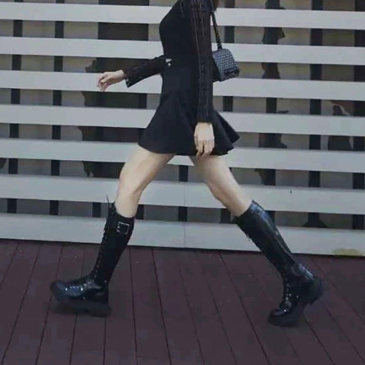 Dame Fashionable Overknee-støvler med robust design og snøring Stilla