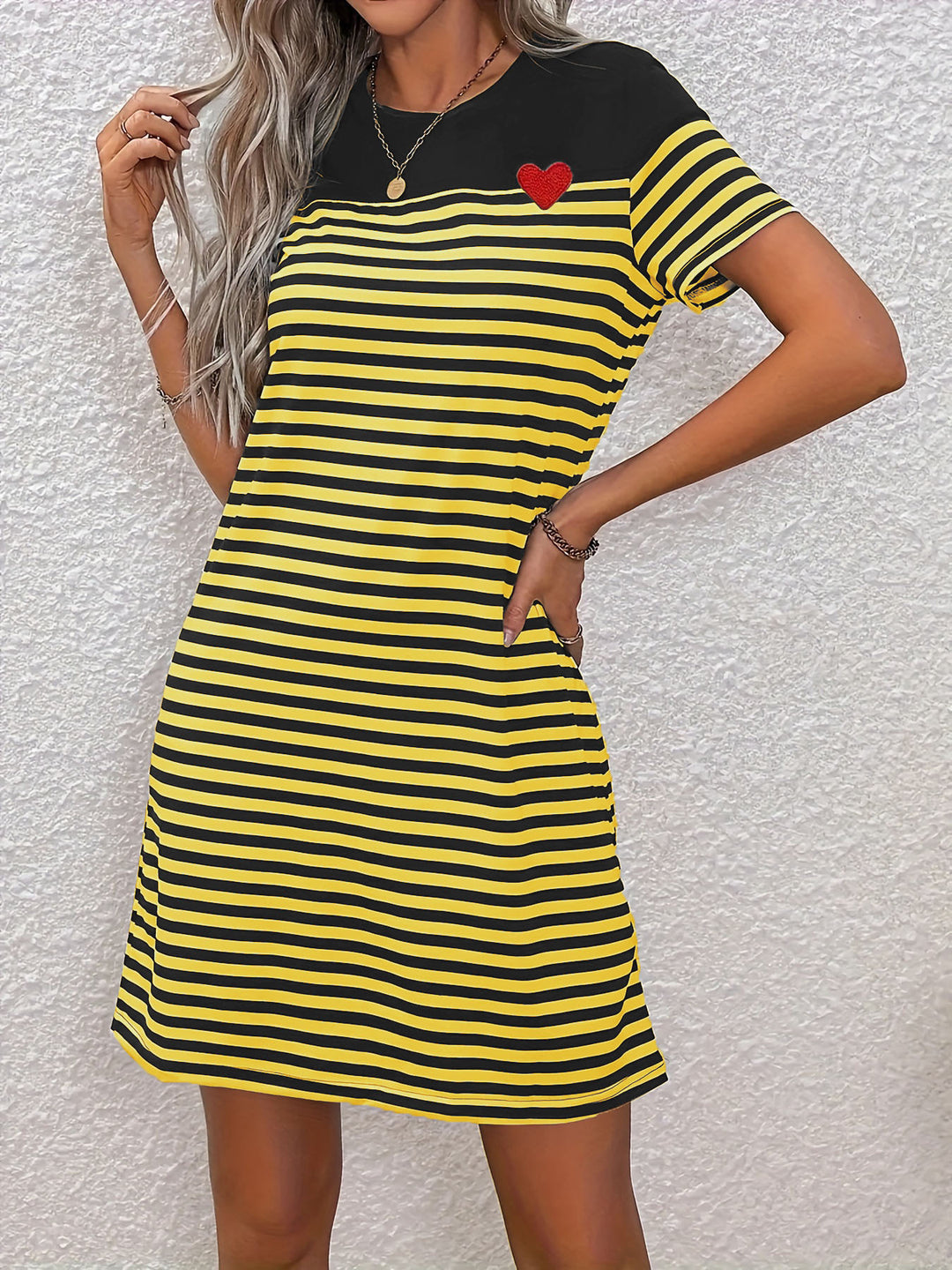 Dame stribet Casual Mini Kjole med hjerte detalje Stilla