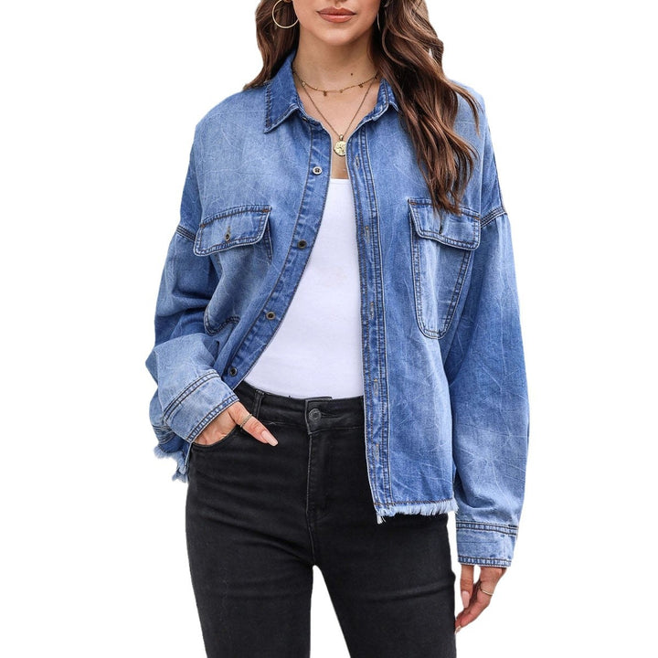Kvinders jeansjakke i en afslappet oversized stil med frynserelaterede detaljer Stilla